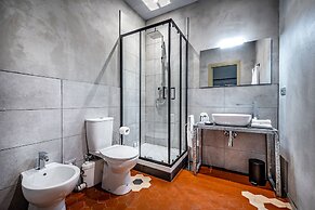 Mama's Home Florence