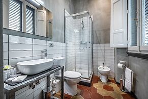 Mama's Home Florence