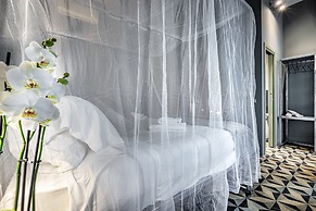 Mama's Home Florence