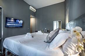 Mama's Home Florence