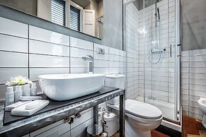 Mama's Home Florence