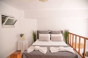 Ground Floor Mini apt