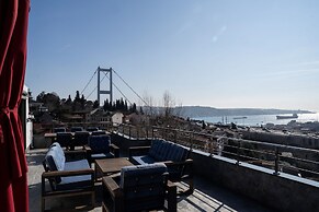 Mona Bosphorus