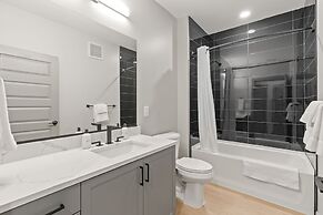 WhyHotel by Placemakr Columbia