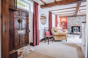 Hall House - 3 Bedroom Cottage - Saint Florence