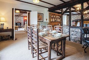 Hall House - 3 Bedroom Cottage - Saint Florence