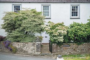 Hall House - 3 Bedroom Cottage - Saint Florence