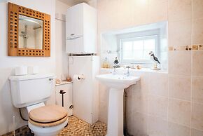 Hall House - 3 Bedroom Cottage - Saint Florence