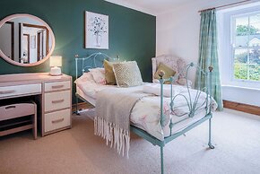 Hall House - 3 Bedroom Cottage - Saint Florence