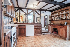 Hall House - 3 Bedroom Cottage - Saint Florence