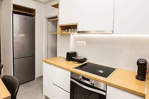 Brand new apt in Zografou