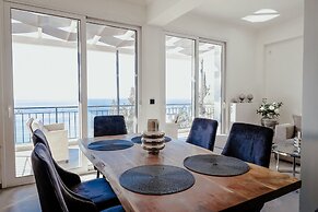 Maison du Soleil by CorfuEscapes