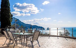 Maison du Soleil by CorfuEscapes