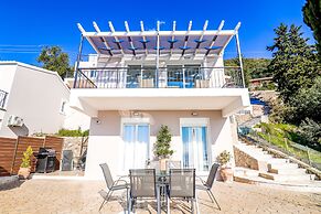 Maison du Soleil by CorfuEscapes