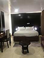 Royal Crest hotel and suite