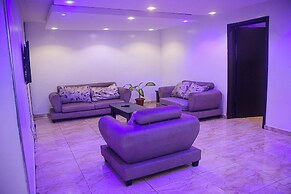 Royal Crest hotel and suite