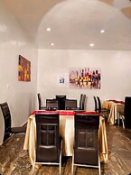 Royal Crest hotel and suite