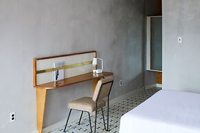 The Maidstone New Orleans