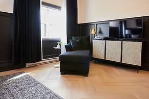 The Dorchester Hotel