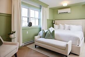 The Dorchester Hotel