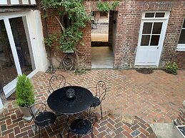 L'école des Demoiselles