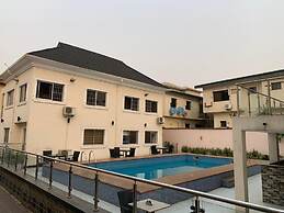 prime 16 hotels and suite