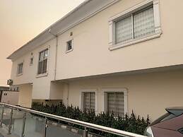 prime 16 hotels and suite