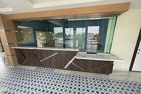 La Vyoma Villas, Westpark Hwy 6