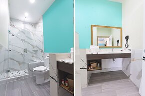 La Vyoma Villas, Westpark Hwy 6