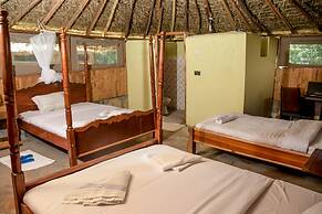 Giraffe Hills Mara Camp