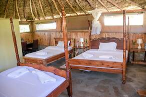 Giraffe Hills Mara Camp