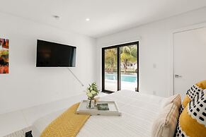 Peaceful 3BD Family House With Pool