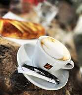 Charming 2-bed Apartment in Sarajevo