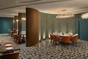 THE WATSON PREMIUM HALONG HOTEL