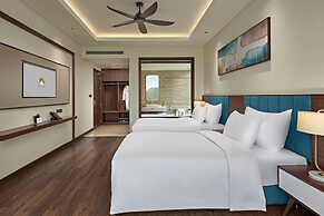 THE WATSON PREMIUM HALONG HOTEL