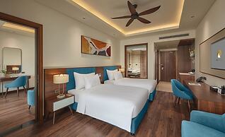 THE WATSON PREMIUM HALONG HOTEL