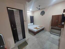 iROOMZ City Lite Lodge