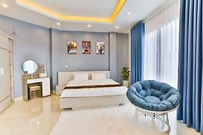 Lighthouse & Rooftop