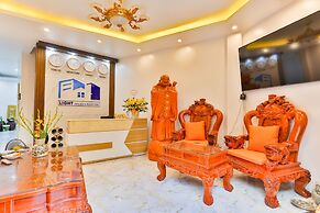 Lighthouse & Rooftop