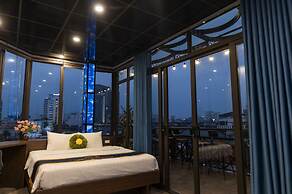 Lighthouse & Rooftop