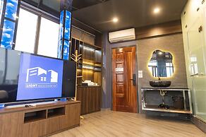 Lighthouse & Rooftop