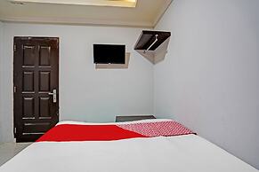 OYO 90801 Deanofaa Residence Syariah