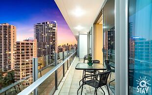 Elston Apartments - Q Stay