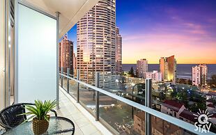Elston Apartments - Q Stay