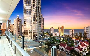 Elston Apartments - Q Stay