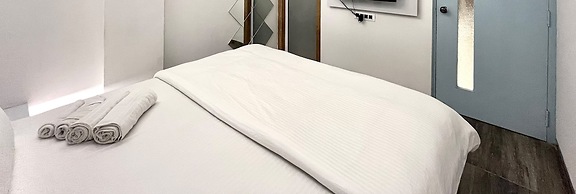 PrivyStays St. Ricky's Apartment Hotel