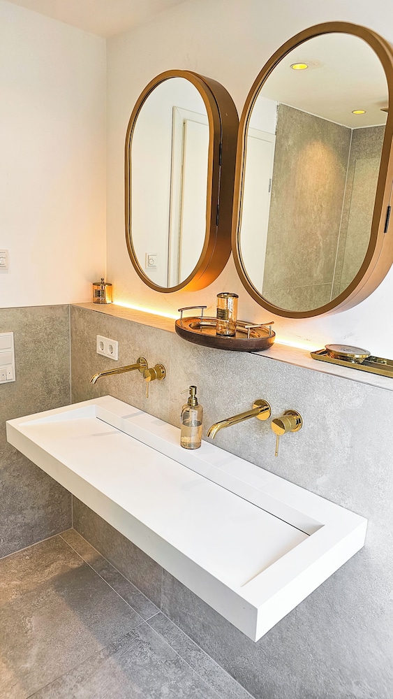 Luxus Neubau 65m2 City Wohnung in Munich