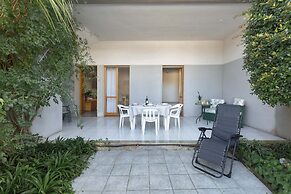 3164 Villetta Fiorita by Barbarhouse