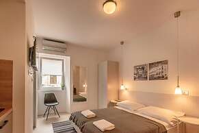 OLD TOWN PULA STUDIO APARTMENTS