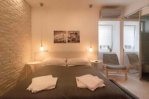 OLD TOWN PULA STUDIO APARTMENTS
